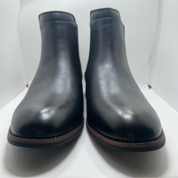 Vance Co. Black Vegan Leather Chelsea Boots - Picture 9 of 14